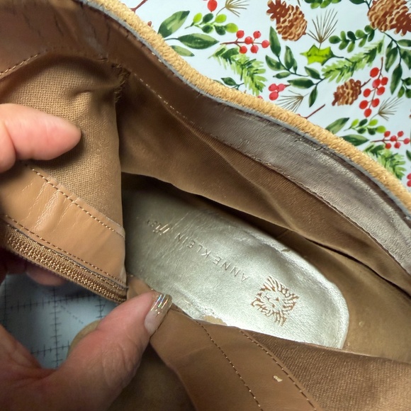 Anne Klein Suede Bayrose Camel Booties 8M without box Never Used - Picture 5 of 8